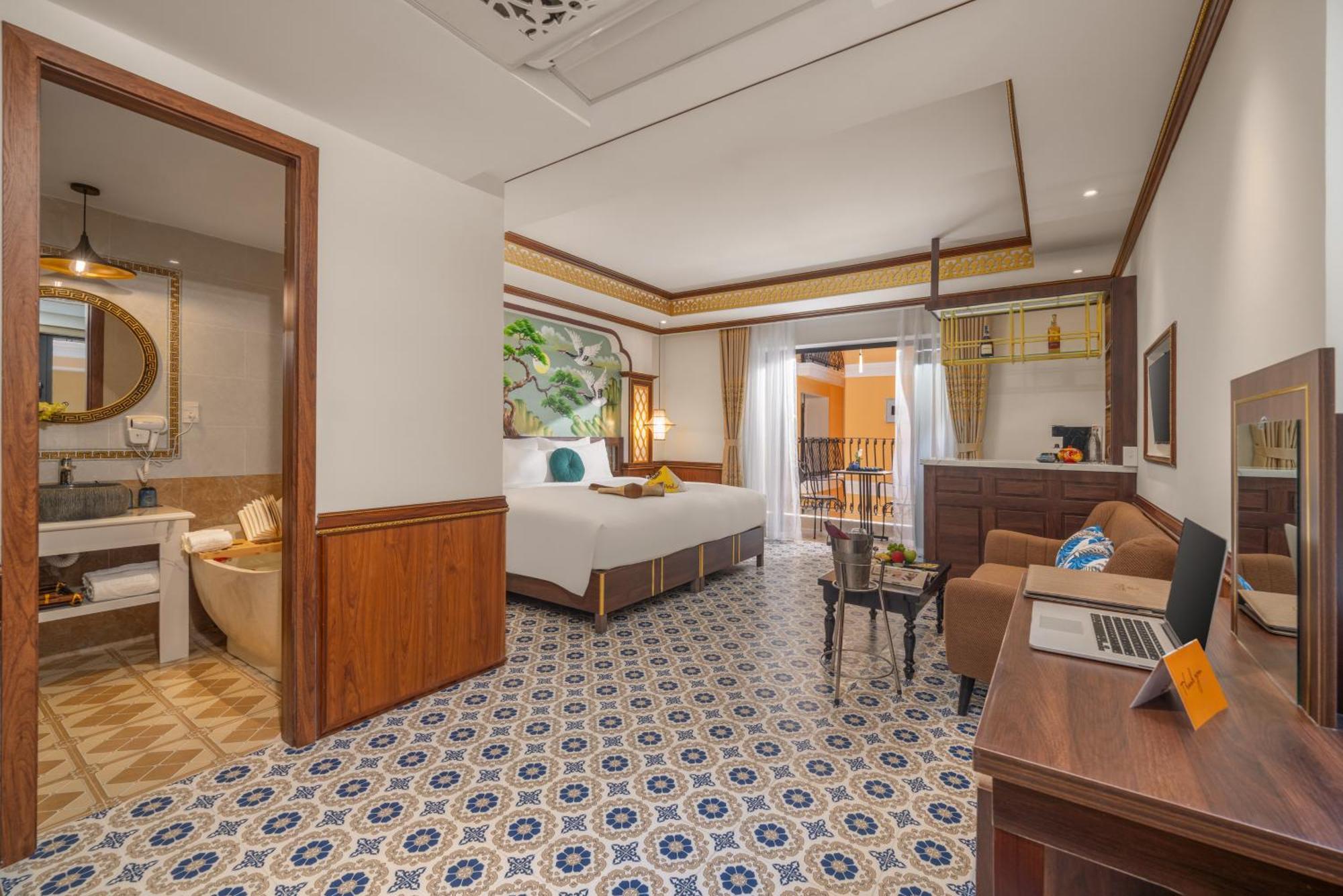 Hoi An Babylon Riverside Hotel & Spa Exterior photo