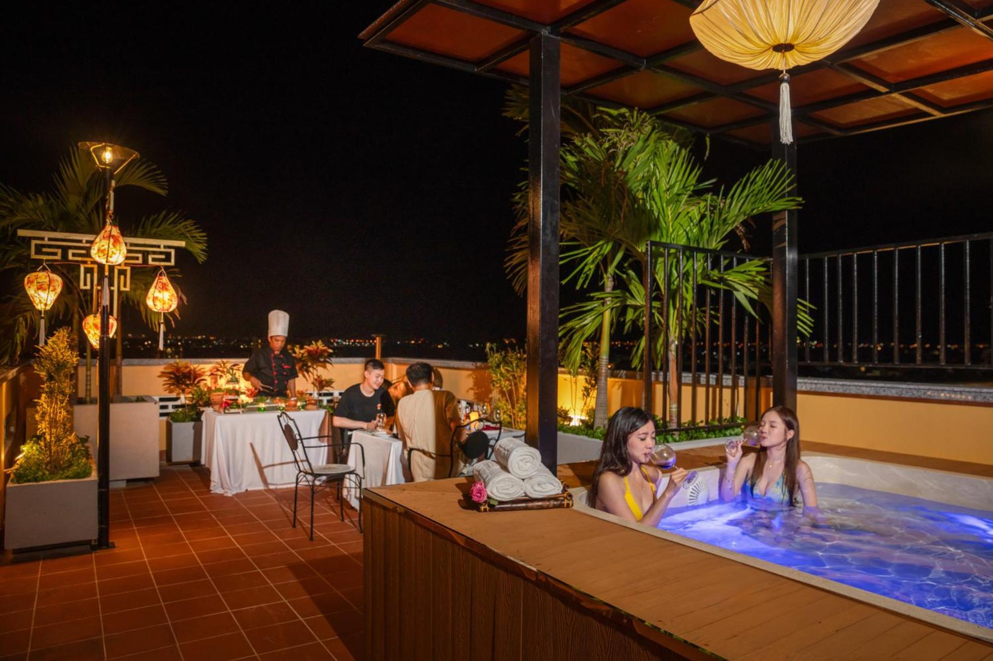 Hoi An Babylon Riverside Hotel & Spa Exterior photo