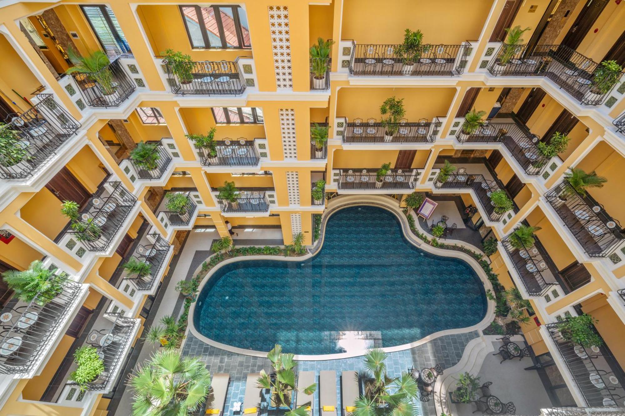 Hoi An Babylon Riverside Hotel & Spa Exterior photo